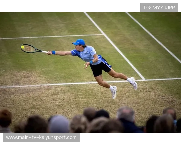 网球冠军赛战术革新，慢球策略奏效