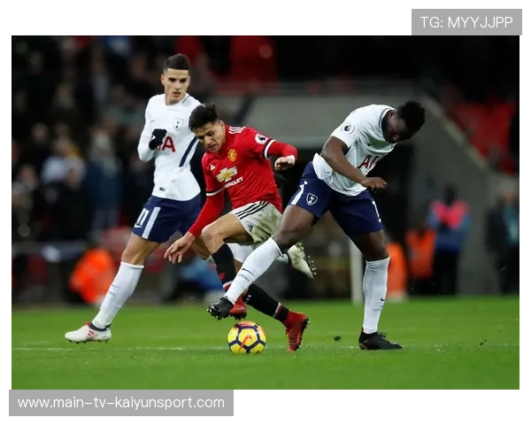 曼联读秒奇迹背后是两翼齐飞与高点冲击的胜利，效力过曼联的传奇