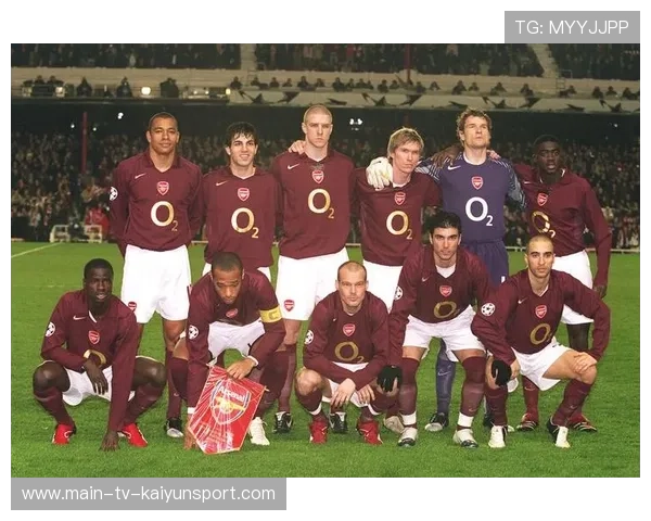 欧冠名将齐聚,皇马、曼联、阿森纳的争冠希望更为迫切,0203赛季欧冠皇马对曼联阵容 欧冠名将齐聚,皇马、曼联、阿森纳的争冠希望更为迫切,0203赛季欧冠皇马对曼联阵容