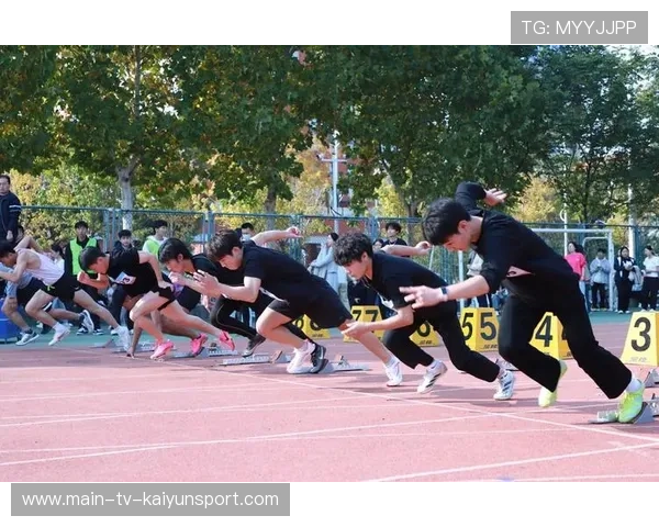 职业跳远选手的腾空：他是如何通过摆臂动作争取距离的